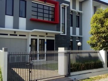 5 Bedroom House for sale