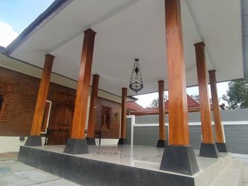 Homestay Ternyaman, Rumah Joglo Luas FREE Kolam Renang di Prambanan