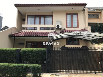 Disewakan Rumah Siap Huni 4KT Daerah Pondok Hijau Pondok Indah Jakarta Selatan