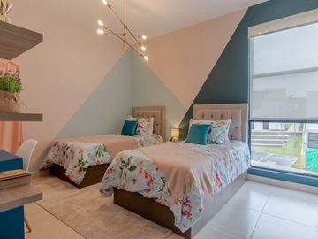 Casa de 3 Recámaras con Baño completo en Zibatá (Una en Planta Baja)