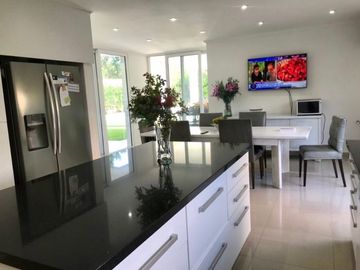 Casa En Alquiler En Caletas, Soñada!