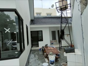RUMAH GRESS BARU! NUSALOKA BSD JUAL MURAH DEPAN TAMAN
