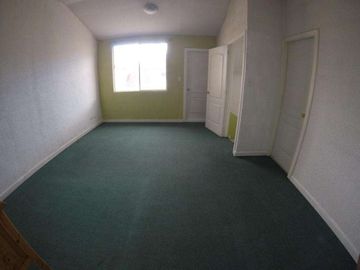 Venta Casa, Calle Juan Barrezueta , Sector Supermaxi Carcelen Norte de Quito