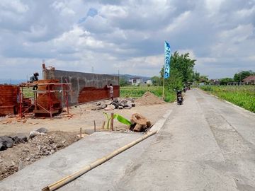 Satu Pintu Gerbang Masuk Perumahan Klasik 300 Jt-an
