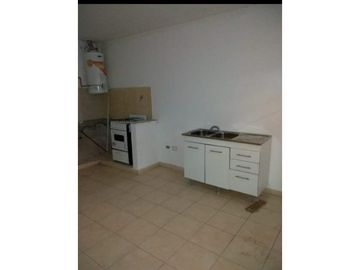 INMUEBLE EN BLOCK EN VENTA ITUZAINGO NORTE 4 DEPTOS 3 LOCALES Y VVDA
