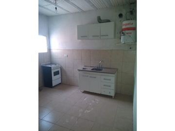 INMUEBLE EN BLOCK EN VENTA ITUZAINGO NORTE 4 DEPTOS 3 LOCALES Y VVDA