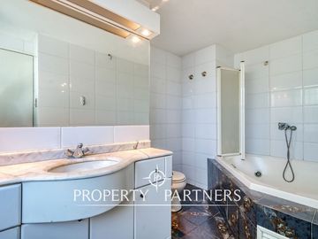 Amplia casa en venta en La Reina cercano a metro  Fernando Castillo Velasco