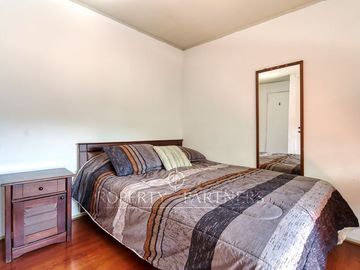 Amplia casa en venta en La Reina cercano a metro  Fernando Castillo Velasco