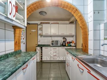Amplia casa en venta en La Reina cercano a metro  Fernando Castillo Velasco