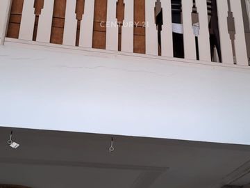 Dijual Rumah Strategis Harga Menarik Di Bintaro Sektor 5