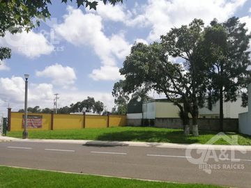 Terreno Uso de suelo Comercial  Venta Fraccionamiento Villa Montaña