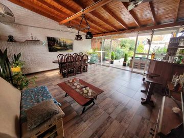 Casa en venta en Avellaneda Este