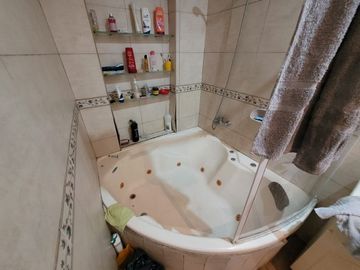 Casa en venta en Avellaneda Este