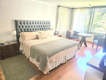 Departamento en venta 3 dorm. Portal La Dehesa, Lo Barnechea