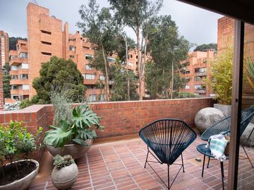 apartamento en arriendo en pardo rubio. Cod A2866536