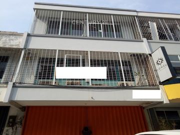 Ruko 3 Lantai Lokasi Strategis Di Kelapa Gading R2401