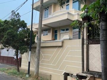 Rumah sewa 2 lantai dalam komplek bukit cinere indah depok