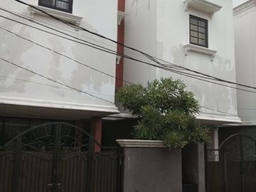 Buruan di Booking !! Rumah Murah Siap Huni di Dekat Komplek DKI, Meruya, Hanya 1,3 Milyar