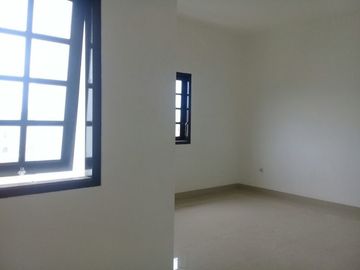 Buruan di Booking !! Rumah Murah Siap Huni di Dekat Komplek DKI, Meruya, Hanya 1,3 Milyar
