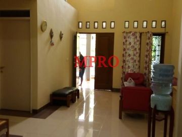 Dijual Rumah Siap Huni di Cluster Taman Victoria Sentul City - Rumah Dijual
