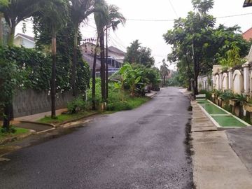 Rumah Mewah Pondok Kelapa Jakarta FULL FURNIS Dekat TOL
