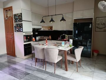 Rumah Mewah Pondok Kelapa Jakarta FULL FURNIS Dekat TOL
