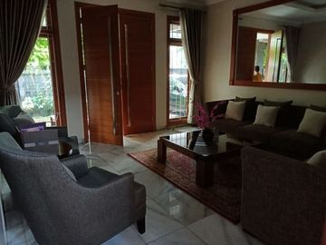 Rumah Mewah Pondok Kelapa Jakarta FULL FURNIS Dekat TOL