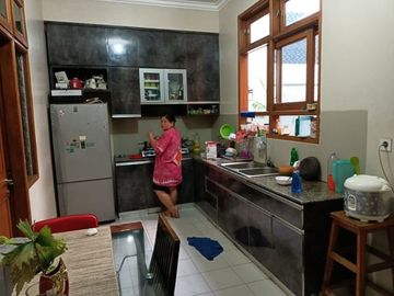 Rumah Mewah Pondok Kelapa Jakarta FULL FURNIS Dekat TOL