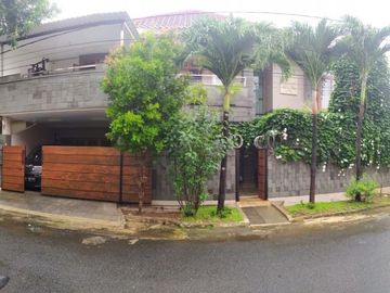 Rumah Mewah Pondok Kelapa Jakarta FULL FURNIS Dekat TOL
