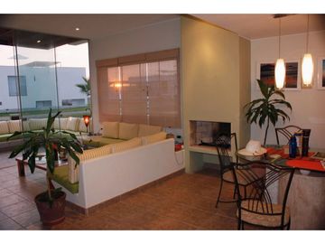 VENDO LINDA CASA EN CONDOMINIO LAS GAVIOTA - cerca del Boulevard de ASIA