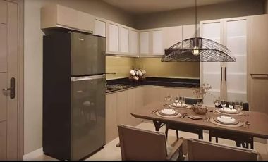 CONDO @ MERVILLE PARANAQUE