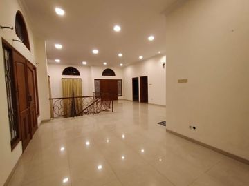 Rumah mewah siap huni dalam peruamahan elit di Mlati, Sleman