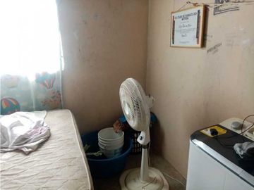 VENTA DE CASA EN EL BARRIO LOS ROBLES, MONTERIA