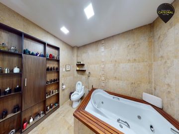Departamento de venta en Bilingüe - Av. 27 de febrero – código:19701
