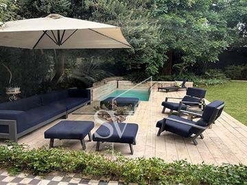 Estilo francés, espectacular casa en pleno Barrio el Golf
