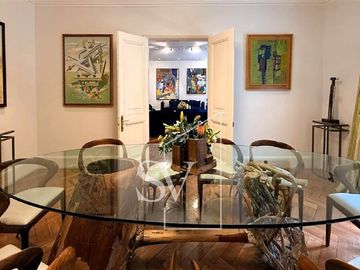 Estilo francés, espectacular casa en pleno Barrio el Golf