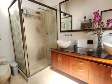 casa en venta en suramerica. Cod V12073