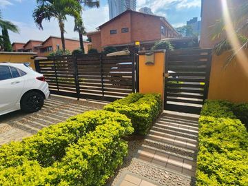 casa en venta en suramerica. Cod V12073