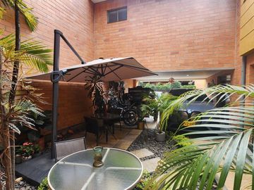 casa en venta en suramerica. Cod V12073