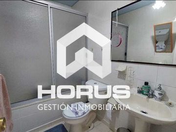 Casa en Venta en Cercano a avenida cuatro esquinas con avenida gabriela mistral