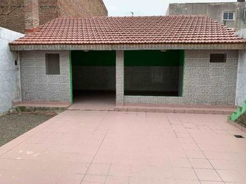 Casa en venta en Piñeyro