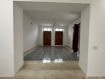 Casa en Venta en Mérida, La Ermita, Centro (64-3-1planta) Azul