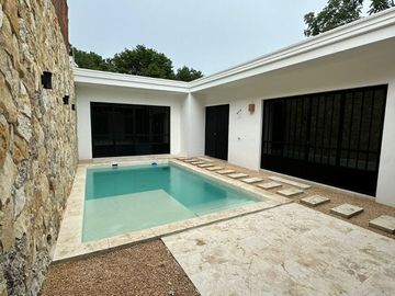 Casa en Venta en Mérida, La Ermita, Centro (64-3-1planta) Azul