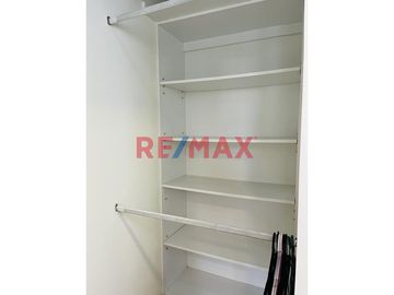 Venta de Departamento en Calle Italia, Miraflores

Vendo lindo Departamento, en una de las mejores zonas de Miraflores.

Este lindo departamento s