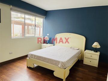 Venta de Departamento en Calle Italia, Miraflores

Vendo lindo Departamento, en una de las mejores zonas de Miraflores.

Este lindo departamento s