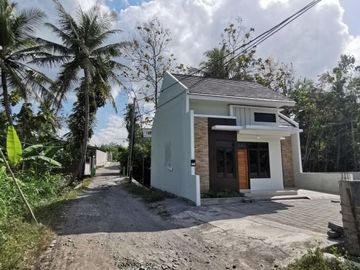 Rumah minimalis cantik siap bangun belakang kampus UMY