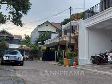 RN Rumah Mewah 3 Lantai View Kota Depok Margonda