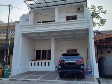 RN Rumah Mewah 3 Lantai View Kota Depok Margonda