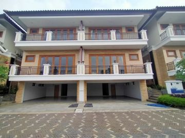 ForRent Town House at Cilandak with Pool & Furnished HSE-A0463