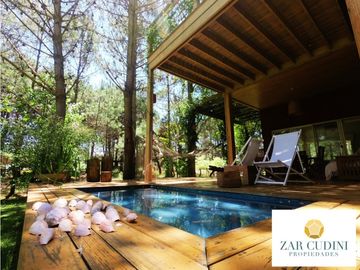 ALQUILER TEMPORARIO PINAMAR BARRIO LA HERRADURA CASA CON PISCINA
